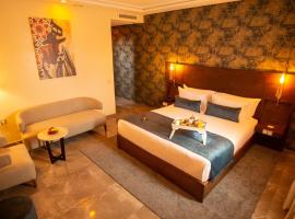Hình ảnh khách sạn: Fourteen Hotel Ain Sebaa