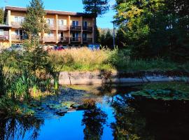 Fotos de Hotel: Penzion Tesák-ČERŇAVA