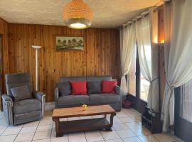 Hotel Photo: Gîte Avermes, 3 pièces, 4 personnes - FR-1-489-428