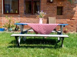 Hotel Foto: A house on a lavender farm