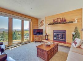Foto do Hotel: Silverthorne Condo with Balcony and Mountain Views!
