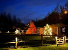 Hotel Photo: Cabin Margot with hot tub in private garden