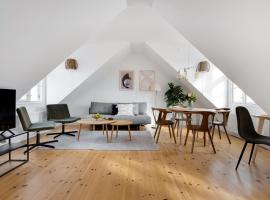 Hotel Photo: Sanders Saint - Loft One-Bedroom Apartment By the Charming Canals
