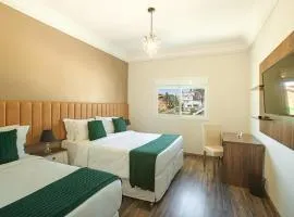 Altitude Lodge Hotel