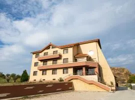 Hotel TROESMIS