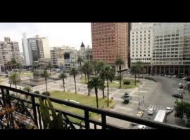 Hotel Photo: Frente a la plaza principal de la ciudad