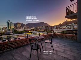 รูปภาพของโรงแรม: Chic, Easy De Waterkant with mountain views! No power outages