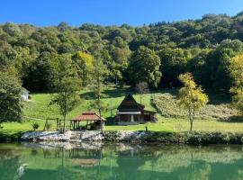 A picture of the hotel: Vikendica Krupa na Vrbasu