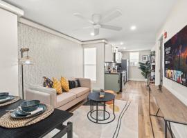 รูปภาพของโรงแรม: 1 BR Passyunk Ave Stunner- Perfect Location