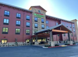 Hotel fotografie: Wyndham Garden Redwood Valley