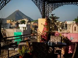 Hotel Everest
