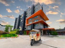 Moose Hotel Chiangmai, hotel in Chiang Mai
