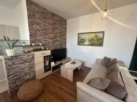 Apartment Su Casa: Rʼžaničino şehrinde bir otel