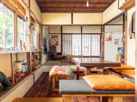 Hotel kuvat: Exclusive traditional Japanese house Popotel one