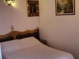Hotel Sahara