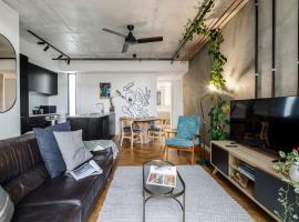 A picture of the hotel: 'Rochester Eco-luxe' Designer Inner-city Lifestyle