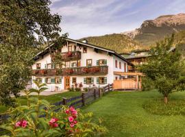 होटल की एक तस्वीर: Apart Chalet Unterbrandnerlehen