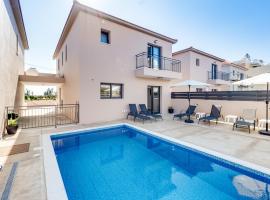 ホテル写真: Villa Elpida TWO by Ezoria Villas in Timi, Paphos