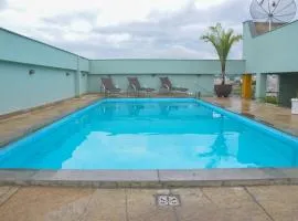 Riviera Palace Hotel, готель у місті Сеті-Лагоас