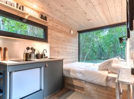 Hotel kuvat: Chic Sauna Cabin Near the Sea - KOHIN Cabin Nº02