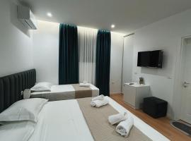 Clinton Tirana Inn, hotel in Tirana