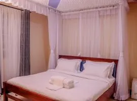 Dayo Suites and Hotel