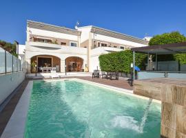 A picture of the hotel: Awesome Home In San Giovanni La Punta With Wi-fi