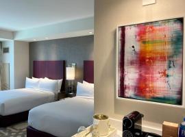 होटल की एक तस्वीर: Elegant Stay at Resorts World Strip Las Vegas