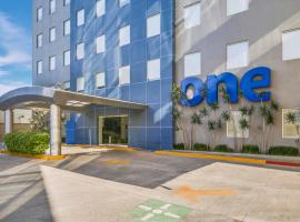 One Leon Poliforum, Hotel in León