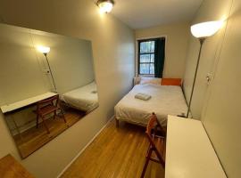 Hotel foto: Central and Affordable house in Williamsburg Close to Subway