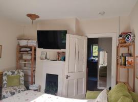 Forth Road Bridge Views, Hotel in South Queensferry