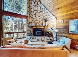 Hotel Photo: Modern Pines Hideaway