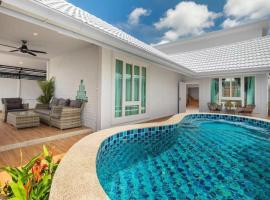 Zdjęcie hotelu: Turtles Cove 4 Bedroom Pvt Pool Villa - Near Walking Street Pattaya Sabai