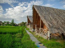 Om home hampi, hotel in Hampi
