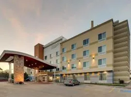 Fairfield Inn and Suites Hutchinson, hotell sihtkohas Hutchinson