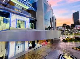 Safi Royal Luxury Metropolitan, hotel u gradu 'Monterrey'