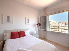 Фотография гостиницы: Stay U-nique Apartments Rambla Catalunya V