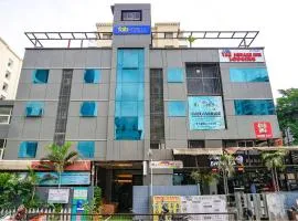 FabHotel Tan Square - Nr Eon IT Park