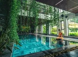 Liberty Hall Tam Coc Hotel & Villa
