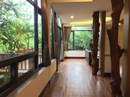 Фотографія готелю: Nantou Xitou Riverside Homestay B&B