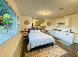 Hotel Foto: Two Separate Apartments in Surrey Bolivar Heights