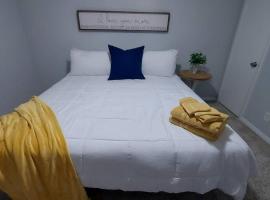 Хотел снимка: Houston Condo Near Everything! Sleeps 7!