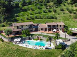 Hotel Photo: Villa Tenuta La Maronera by Interhome