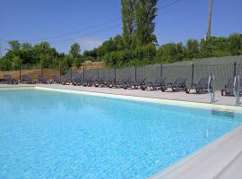 Hotel foto: Holiday Home Le Domaine du Lambon-1 by Interhome