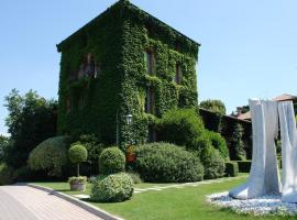 Hotel Photo: L'Albereta Relais & Chateaux