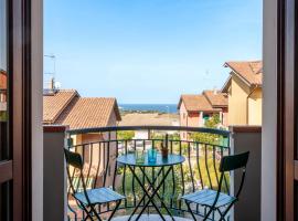 Hotel Foto: Amazing Apartment In San Costanzo With Wifi And 2 Bedrooms