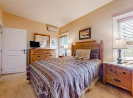 A1 at Castle Hill - Apartment, Hotel in Cavendish
