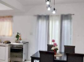 Hotel Foto: Vacation home in Lancaster new city Cavite Philippines