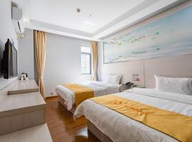 Qi Cheng Hotel - Shenzhen North Railway Station, hotel in Shenzhen