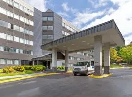 Clarion Hotel & Suites BWI Airport North, hotel in Baltimore